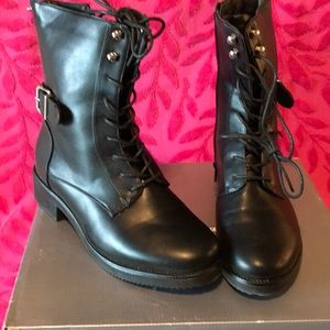 NWOT Steve Madden black boots size 11
